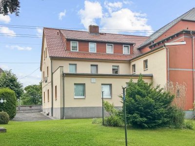 Vielseitig nutzbares Zweifamilienhaus mit großzügigem Grundstück in Strahwalde-Herrnhut