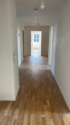 Erstbezug nach Sanierung!!  4,5 Zimmer Wohnung mit Balkon in Salmbach