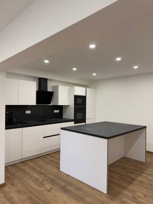 Gepflegte 3-Zimmer Erdgeschosswohnung mit Garage in Unterreichenbach