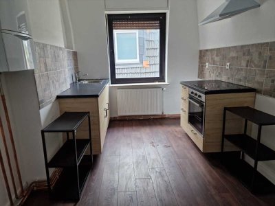 Kernsanierte  2-Zimmer-Wohnung mit EBK in Bielefeld