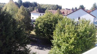 Ansprechende und modernisierte 3-Zimmer-Wohnung mit großem Balkon