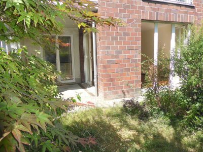 Teltower Damm – großzügige BARRIEREFREIE Erdgeschoß-Wohnung mit Terrasse/Garten