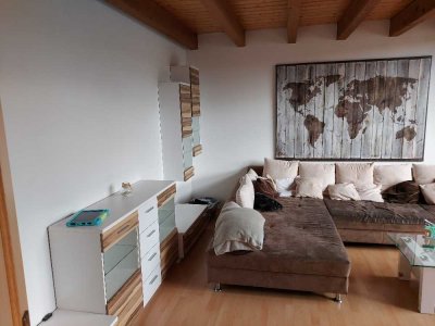 Freundliche 4-Zimmer-DG-Wohnung mit Balkon in Durbach