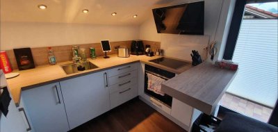 Renovierte 2,5 Zimmer Wohnung mit Einbauküche