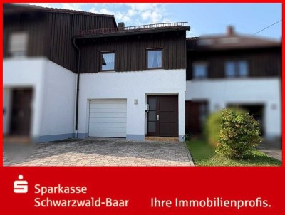 Sehr gepflegtes Reihenmittelhaus mit Garage