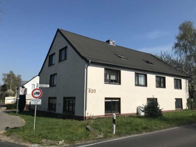 3-Raum-Wohnung, mit Stellplatz und Garage, ideal für Pendler
