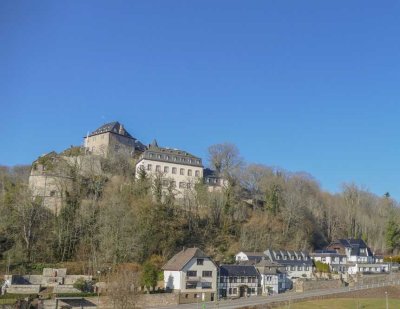 Einmalige Idylle: Fachwerkhaus mit separatem Gästehaus in der Natur von Blankenheim