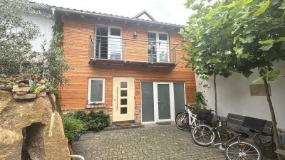 Besondere Wohnung mit Flair 4 Zimmer- Kirchheim/Wstr. -
