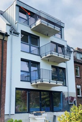 Sonnige 3 Zimmer Wohnung mit Garten