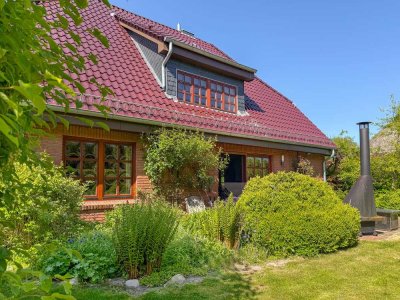 Wohnidylle pur – Großzügiges Einfamilienhaus in gepflegter Parklandschaft samt Baugrundstück
