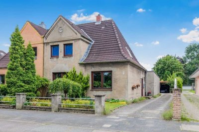 Gestalten, wohnen, genießen – Großzügige Doppelhaushälfte mit viel Platz und großem Garten