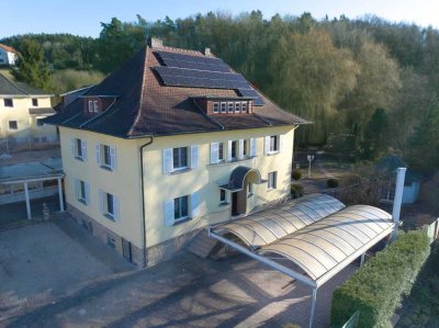 Top-sanierte Unternehmervilla mit viel PLatz, historischem Charme und großem Grundstück