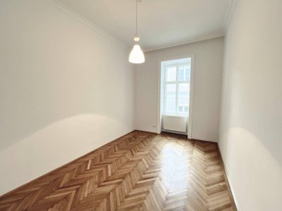 2-Zimmer Altbauwohnung in Erstbezugszustand in Herrschaftlichem Haus! Bestlage in 1030 Wien! Ideal für Paare!