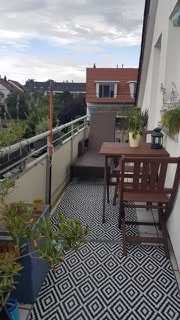Helle 3-Zimmer-Dachgeschosswohnung mit Balkon und EBK in Top-Lage in Stuttgart-Möhringen