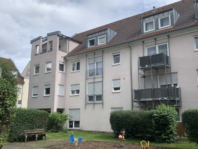 Großzügige und zentrumsnahe 5-Zimmer-Dachgeschosswohnung