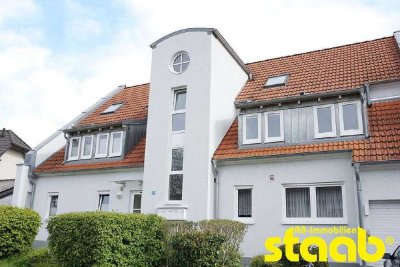 GROßZÜGIGE MAISONETTE-WOHNUNG IN NILKHEIM *** IN RUHIGE LAGE NAHE SCHÖNBUSCH!