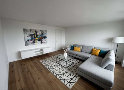 Modernisierte 3-Zimmer-Wohnung mit atemberaubender Aussicht in München