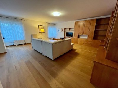 Renovierte 3-Zimmer-Wohnung mit 2 Balkonen und EBK in Salzburg-Parsch