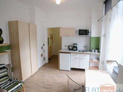 FLATmix.de / Komplett möbliertes Apartment mit SÜD-Balkon in Bi-Mitte...