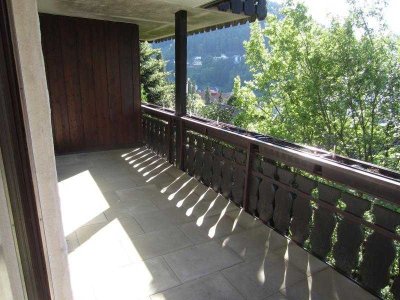 Bad Wildbad schöne 2 Zi Gartengesch WHG 55qm , Bj 83, Balkon, EBK, Stellplatz