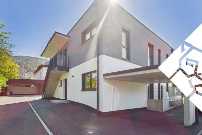 Neubaujuwel „Villenperle“ – Exklusives Zweifamilienhaus in Wörgls Villengegend
