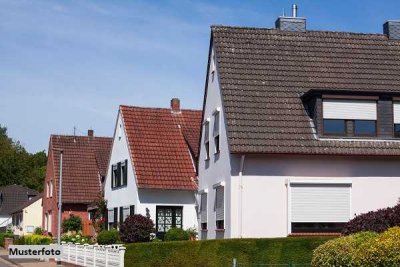2-Familienhaus mit 2 kleinen 3-Zimmer-Wohnungen