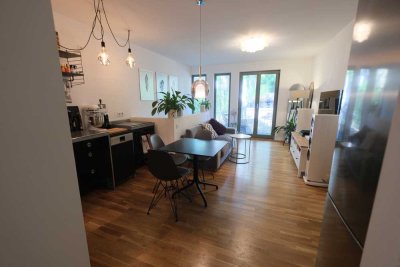 2 Zimmer Maisonette Wohnung mit Ankleidezimmer und Garten in Köln-Deutz