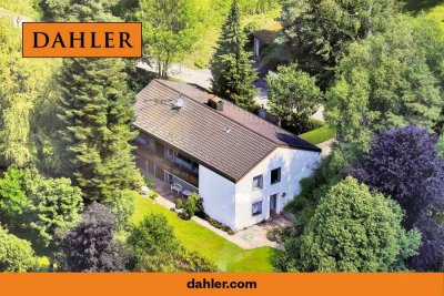 Traumhafte Lage - Freistehende Architektenvilla 
am Südhang mit Alpenblick