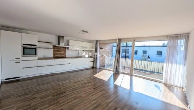 !!!Neuer Preis!!! Exklusive 3-Zimmer-Dachgeschosswohnung mit Südwestbalkon und Carport in Dornbirn - Perfekt für Paare!