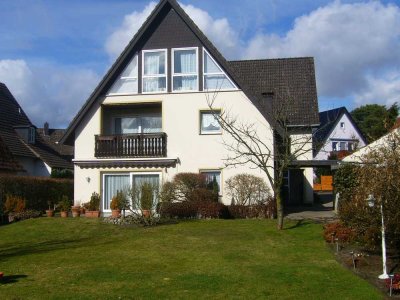 Doppelhaushälfte -nah am Ortszentrum Bielefeld-Senne in ruhiger Lage
