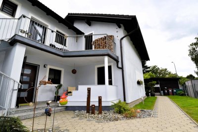 Moderne Familienfreundliche 4-Zimmer Wohnung mit Balkon und Terrasse