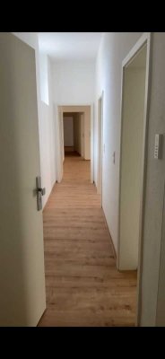 Suche Nachmieter für die Wohnung mit drei Zimmern in der Koblenzer Altstadt