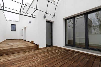 **VISTA Immobilien** Exklusive 4-Zimmer-Maisonettewohnung im Architektenhaus – kernsaniert 2026