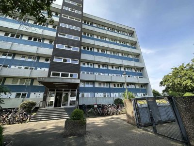 Gepflegte Maisonette - Wohnung mit drei Zimmern und Balkon in Köln