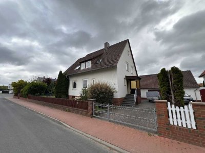 Stilvolle, gepflegte 6-Raum-Maisonette-Wohnung mit Balkon in Ronnenberg