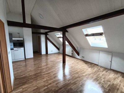 KL - Nähe Finanzamt, 2 ZKB, Tageslichtbad, Einbauküche