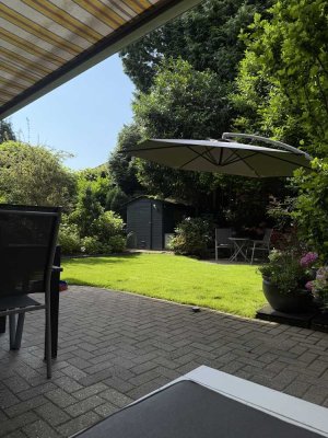 Außergewöhnliche Maisonette-Wohnung mit Garten, Smart Home & Haus-im-Haus-Charakter in MG-Schrievers