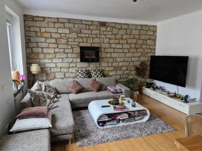 Schöne Altbau Wohnung
