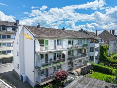 Gepflegte 3-Zimmer-DG-Wohnung mit Sonnenbalkon und PKW-Garage in beliebter Lage von Bonn - Kessenich