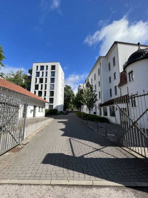 Exklusive Eigentumswohnung mit Geschichte – Barrierefrei, modern und naturnah in der „Schloss-Rahe“