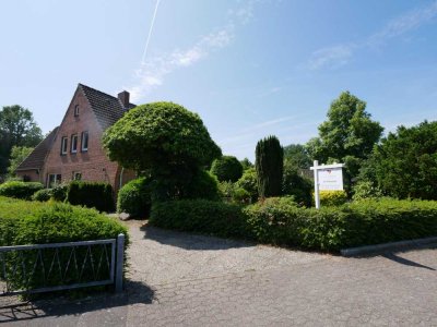 Geräumige Doppelhaushälfte mit großem Garten & Potenzial