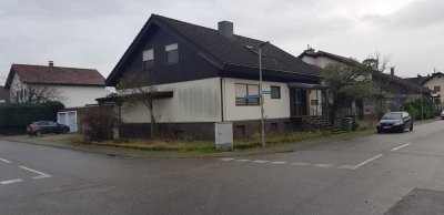 Einfamilienhaus m. Einliegerwohnung in Rheinstetten/ Mörsch zu verkaufen.