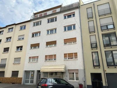 Freie 2 ZKB mit Balkon in der Schwetzingerstadt