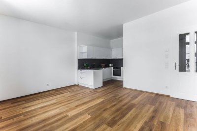ERSTBEZUG - Helle 3-Zimmer-Wohnung mit Balkon
