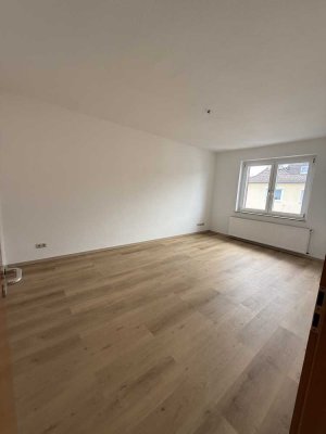 Helle 2-Zimmer Wohnung!