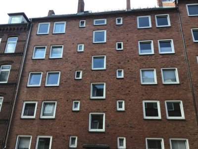 Nette Nachbarn gesucht: individuelle Wohnung in Stadtnähe