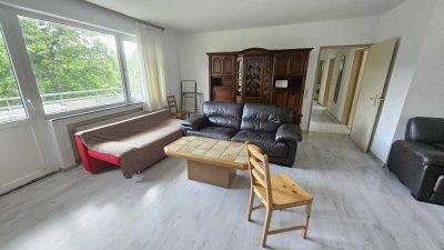 Großzügige und gepflegte Wohnung 5 Zimmer Wohnung mit 2 Badzimmer