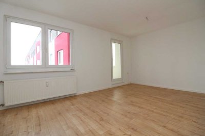 Geräumige 2-Raum-Wohnung mit Balkon