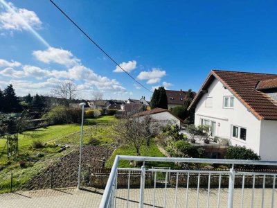 Familientraum Flörsheim: Neubau-Maisonette | 6 Zi., 2 Bäder, 2 Stellpl., Balkon, Wallbox