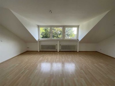 Bezugsfreie & renovierte 2-Zi-Whg in D-Vennhausen